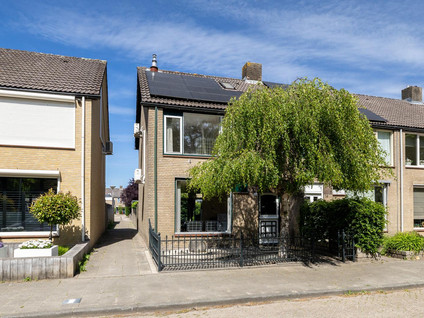 Plateelbakkerstraat 18