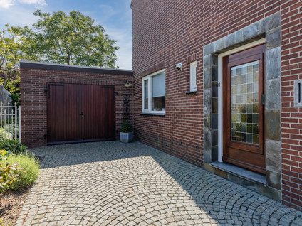 Gouverneur Houbenstraat 21