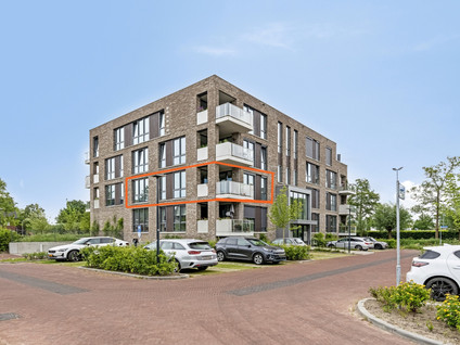 Middenstip 9