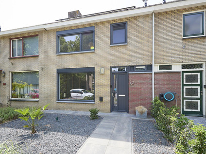 Schuberthof 82