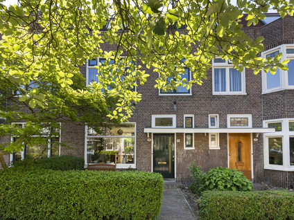 Adelheidstraat 16