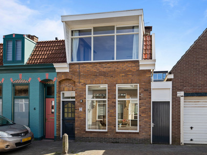 De Ruijterstraat 2