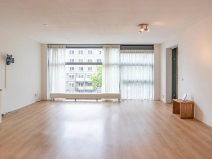 Lasserstraat 18