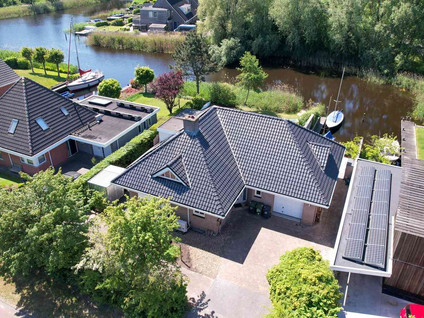 Broekfinne 155