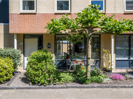 Diezestraat 93