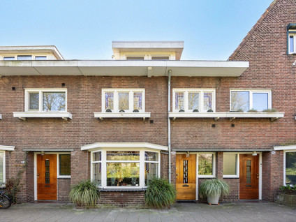 Spoordijk 38