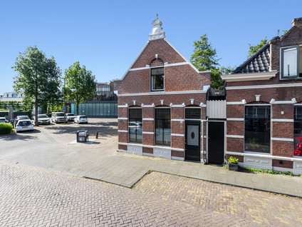 Emmastraat 18