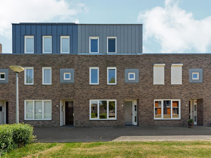 Grootzeil 49