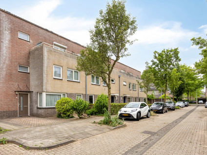 Meester van Ierselstraat 8