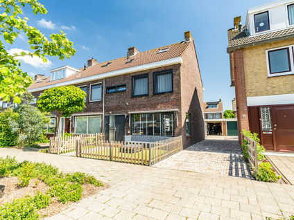 Ambachtsherenweg 52