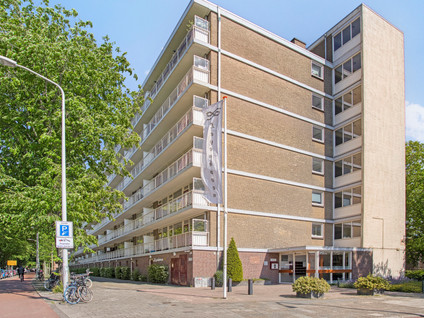 Volendamlaan 1096