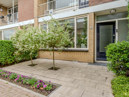 De Ruyterweg 18
