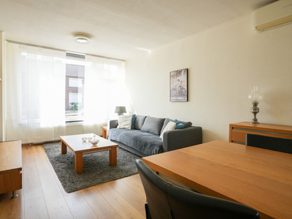 Bernhardstraat 21