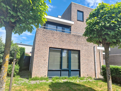 Parmastraat 6