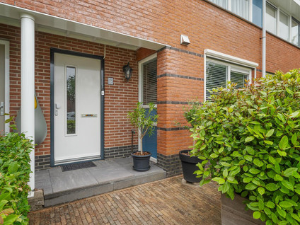 Adrienne Solserstraat 7
