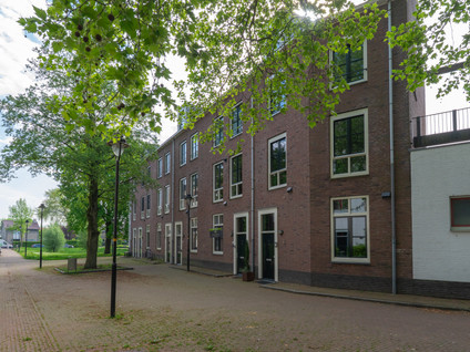 De Beeringen 4