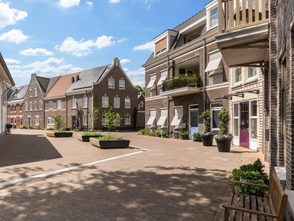 Koninginnenplein 13