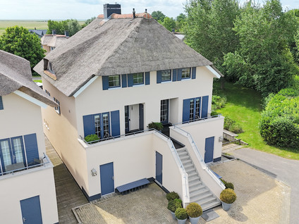 Middelweg 107