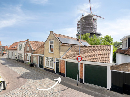 Sint Anthoniesdam 7