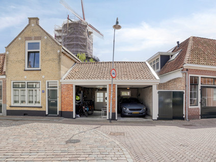 Sint Anthoniesdam 7