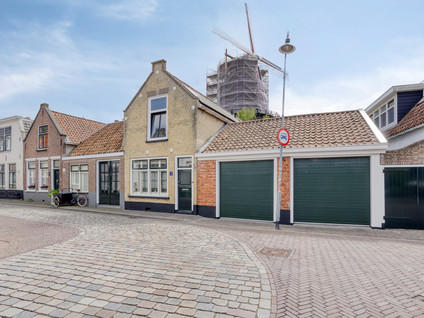 Sint Anthoniesdam 7