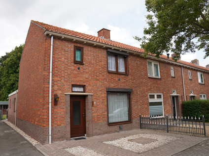 Nieuwstraat 32
