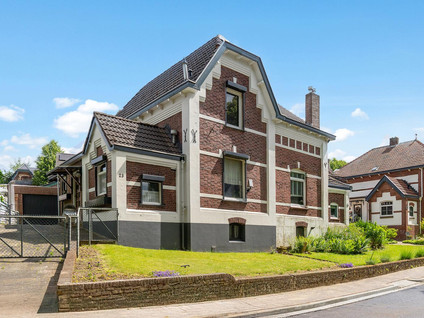 Spoorstraat 23