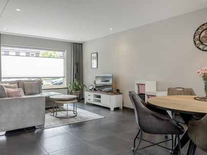 Raadhuisstraat 243