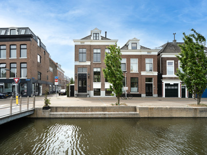 Spoorsingel 46