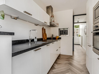 van Aemstelstraat 16