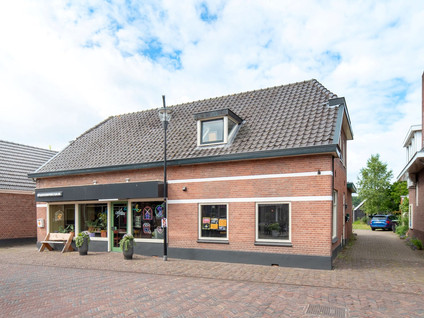 Dorpsstraat 27