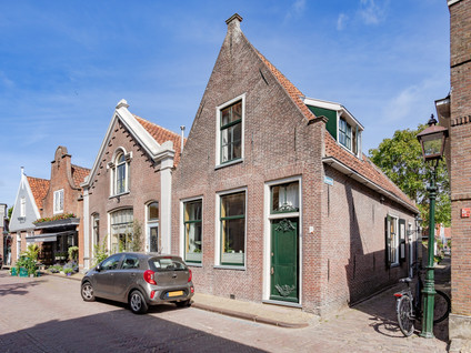 Kleine Kerkstraat 18