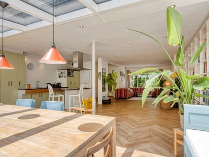 Van Houdringelaan 10