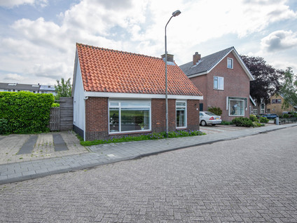 Pastoor Van Der Plaatstraat 101