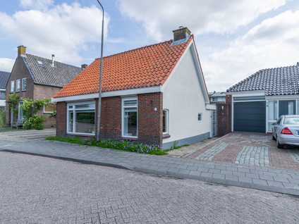 Pastoor Van Der Plaatstraat 101