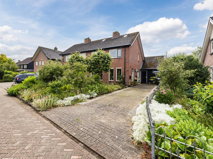 Schoolstraat 25