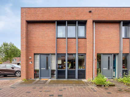 Bladwesp 8