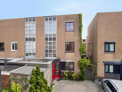 Ann Burtonstraat 13