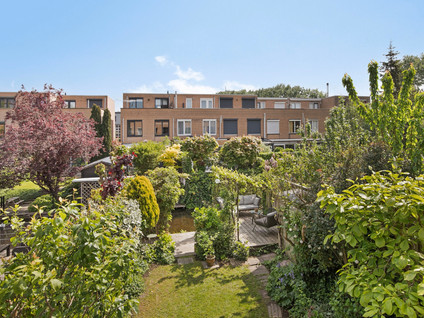 Ann Burtonstraat 13