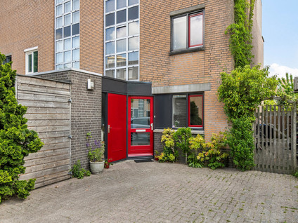 Ann Burtonstraat 13