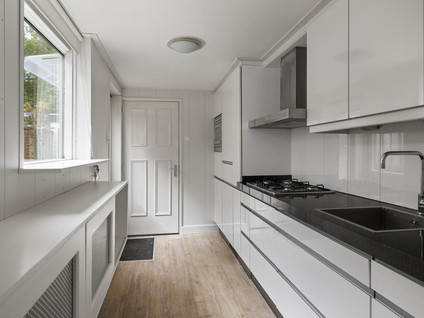 Van Leeuwenhoekstraat 12