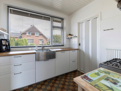 Pastoor Eshuisstraat 1