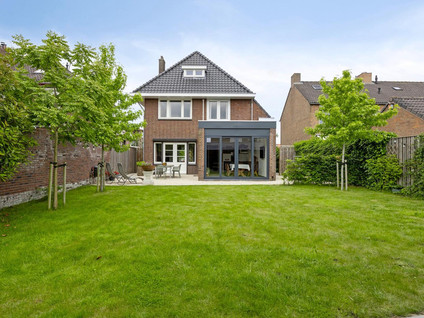 Emmastraat 28