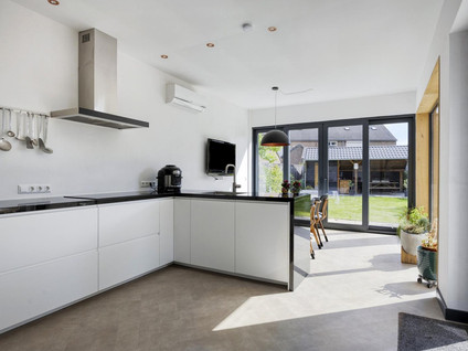 Emmastraat 28
