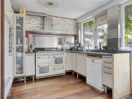 De Gasperistraat 10