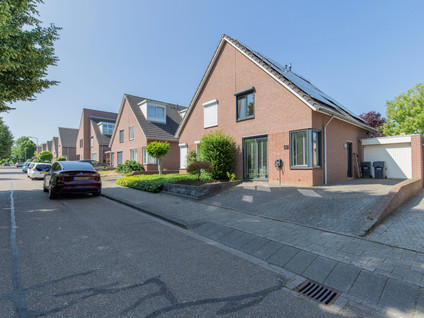 Straatsburglaan 55