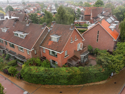 Spoorsingel 100