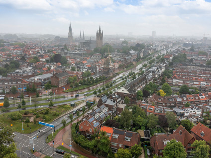 Spoorsingel 100