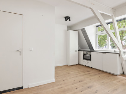 Leidsekade 102