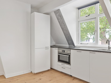 Leidsekade 102